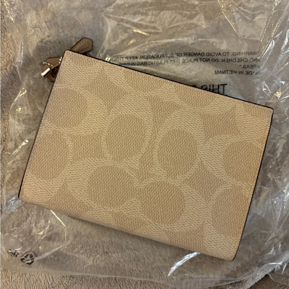 Coach slim crossbody - Picture 4 of 4